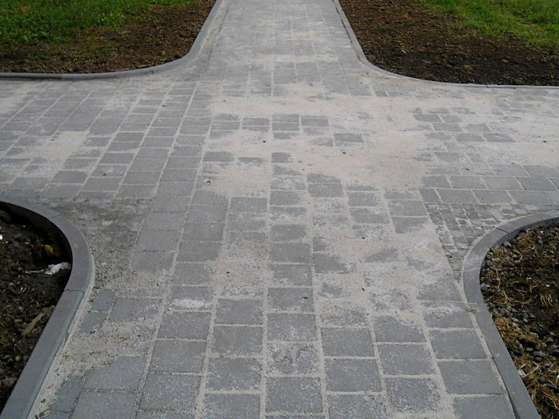 pokládka chodníků